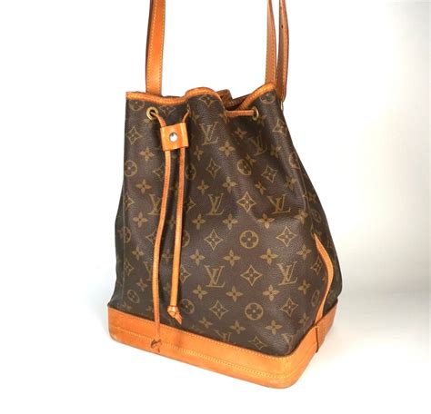 lv sac noe grande|sac noé toile monogram.